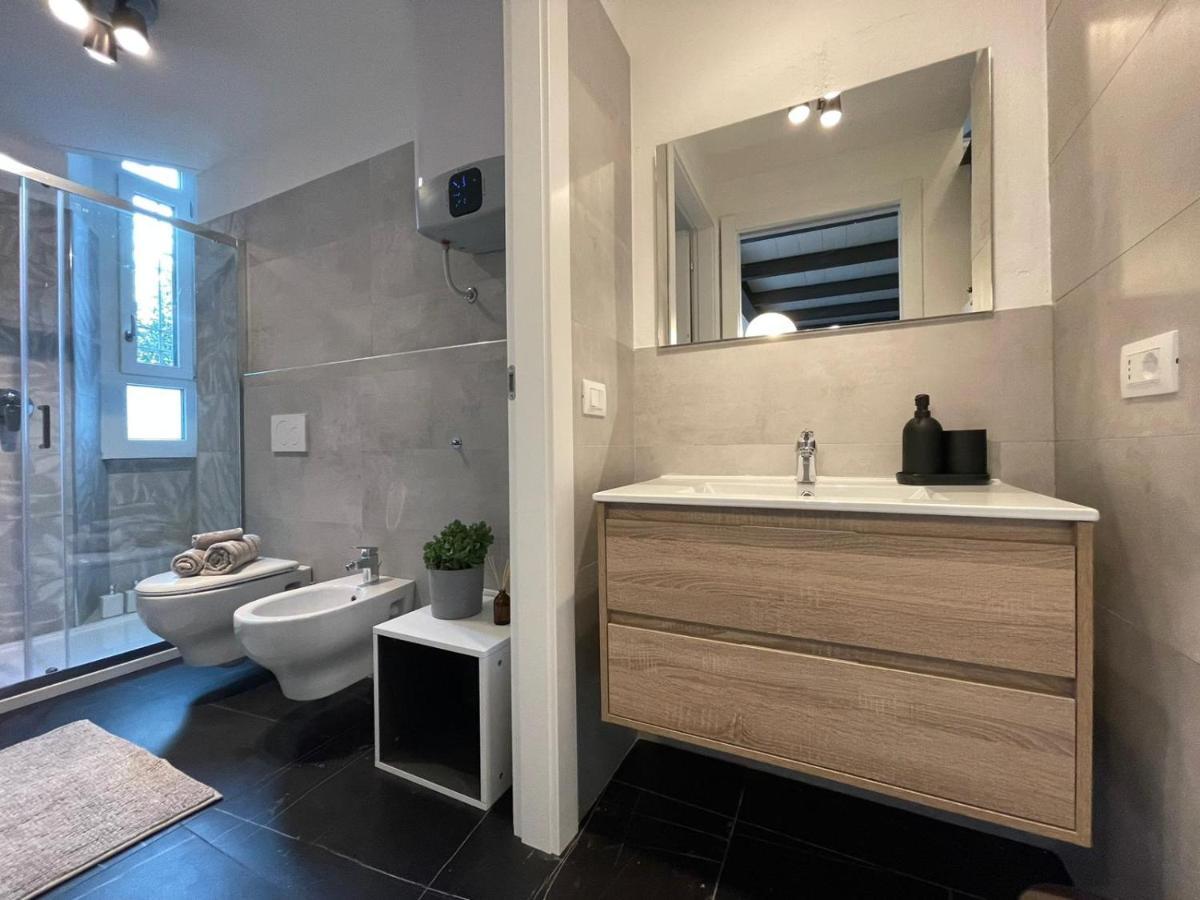 شقة Navigli Design Loft - 7 Stops From Duomo, Ac, Netflix ميلان المظهر الخارجي الصورة